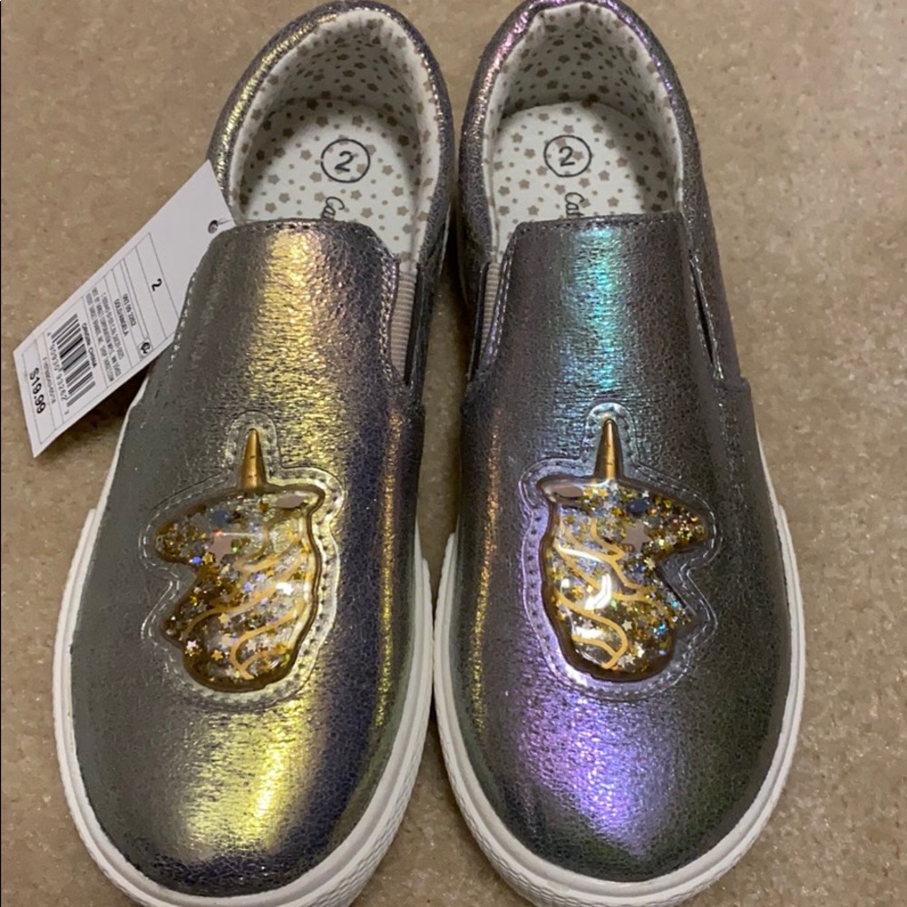 New girls cat & jack sneakers size 2